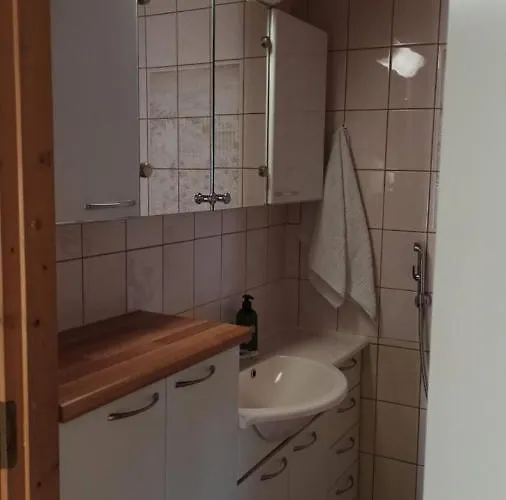 Talo Uima-altaalla Hämeenlinna