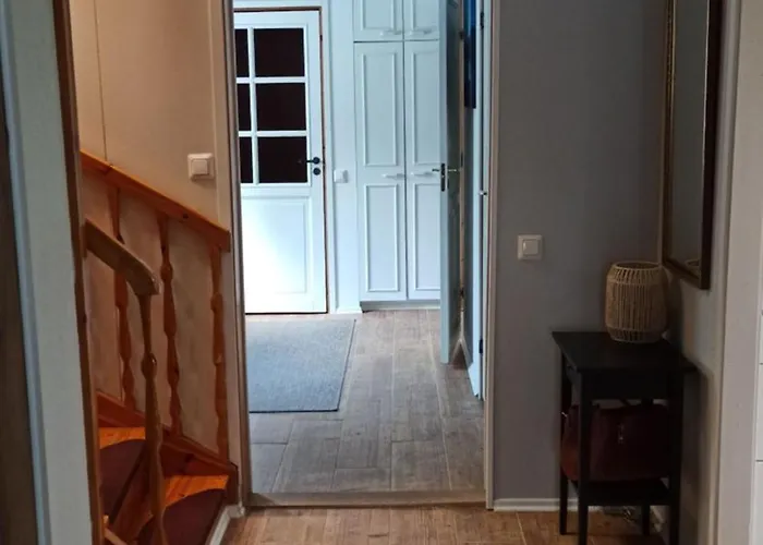 Talo Uima-altaalla Semesterbostad *