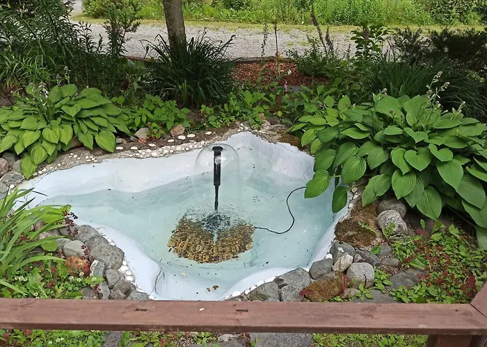 Talo Uima-altaalla Semesterbostad *