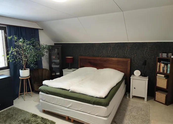 Talo Uima-altaalla Semesterbostad Hämeenlinna